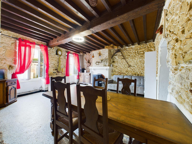 Maison - 94 m² - 4 pièces