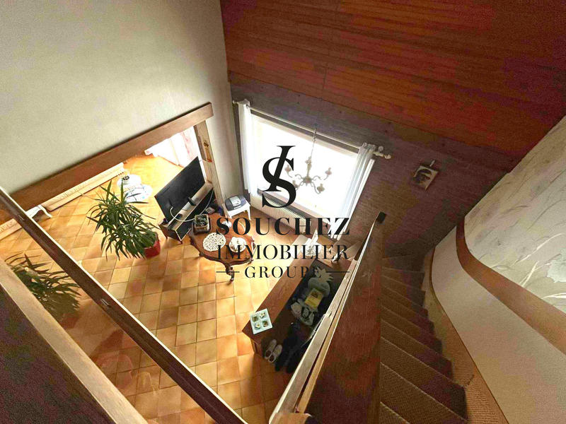 Maison - 140 m² - 5 pièces