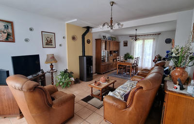 Maison - 79 m² - 6 pièces