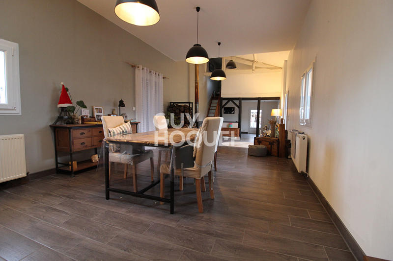 Maison - 151 m² - 6 pièces