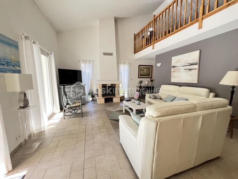 Maison traditionnelle - 142 m² - 5 pièces