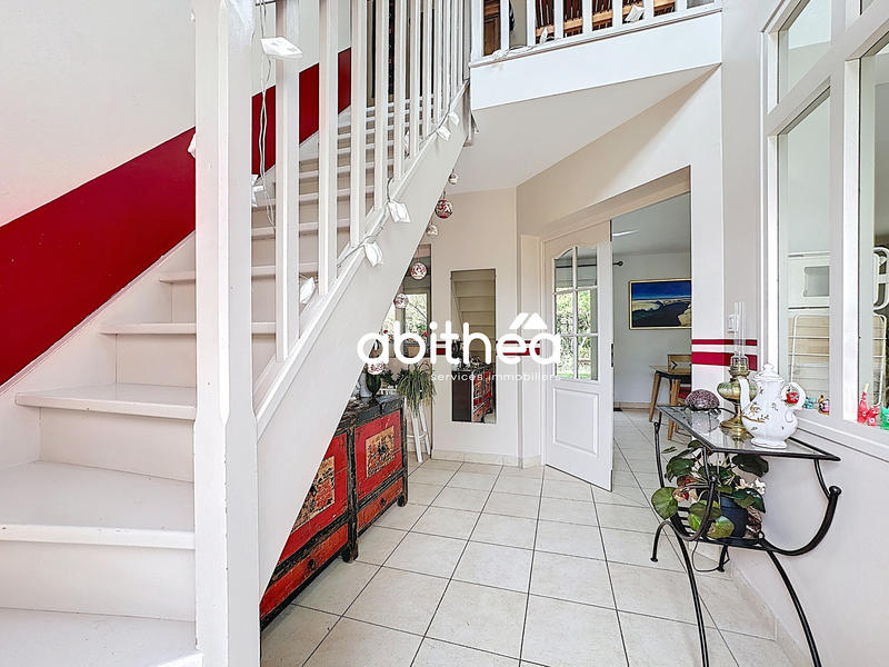 Maison - 175 m² - 7 pièces