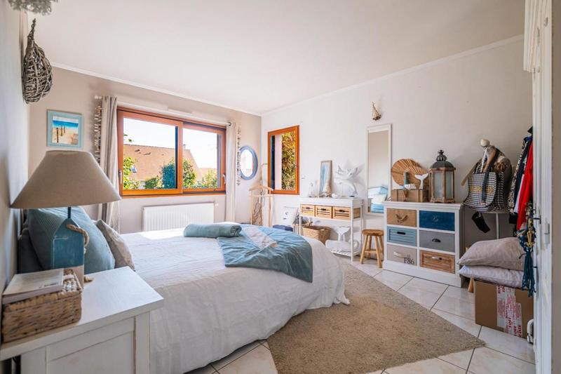 Maison traditionnelle - 191 m² - 7 pièces