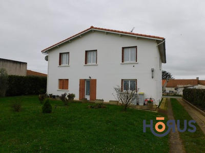 Viager - Maison - 216 m² - 6 pièces