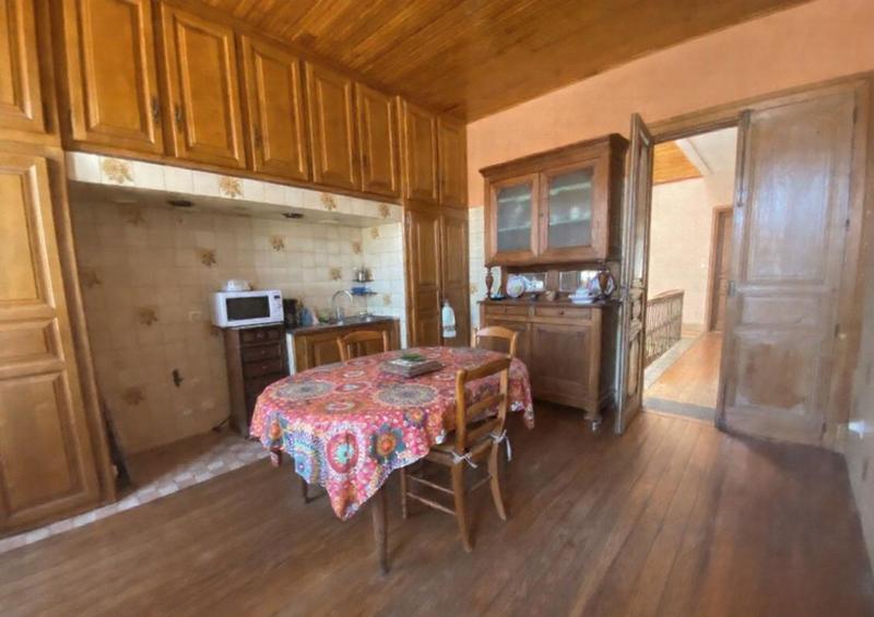 Maison - 184 m² - 7 pièces