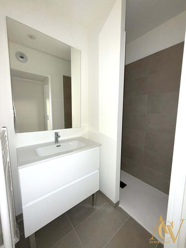 Appartement - 66 m² - 3 pièces