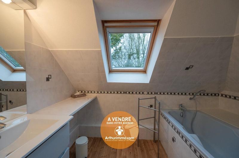 Maison - 200 m² - 7 pièces