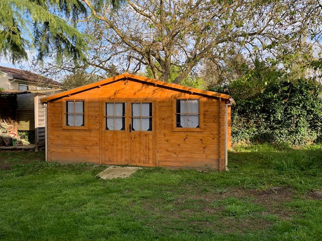 Maison - 221 m² - 8 pièces