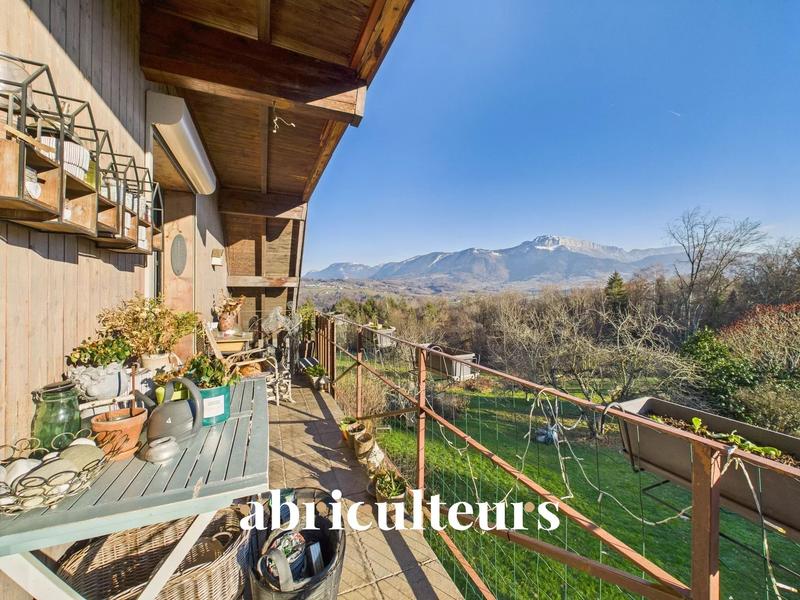 Maison - 433 m² - 16 pièces