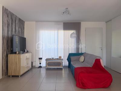 Maison - 104 m² - 5 pièces