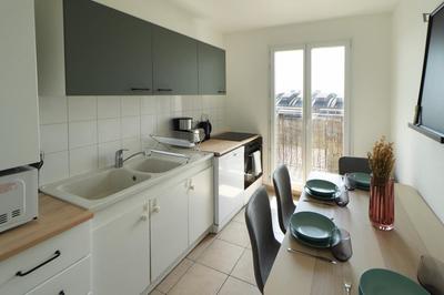 Chambre - 13 m² - 4 pièces