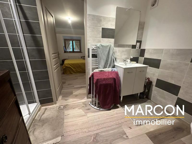 Propriété - 107 m² - 5 pièces