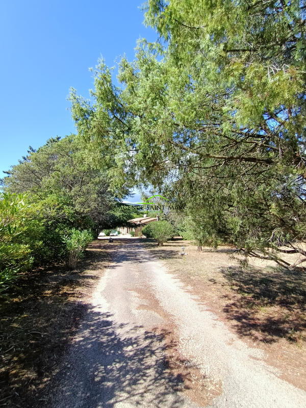 Propriété - 180 m² - 6 pièces