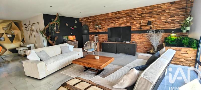 Maison de maîtres - 252 m² - 7 pièces