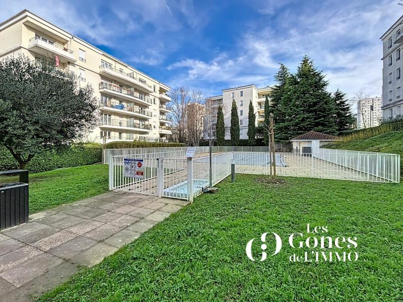 Appartement - 81 m² - 4 pièces