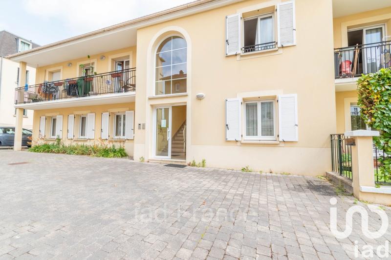 Appartement - 99 m² - 5 pièces