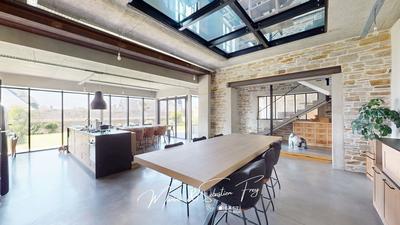 Maison - 388 m² - 10 pièces