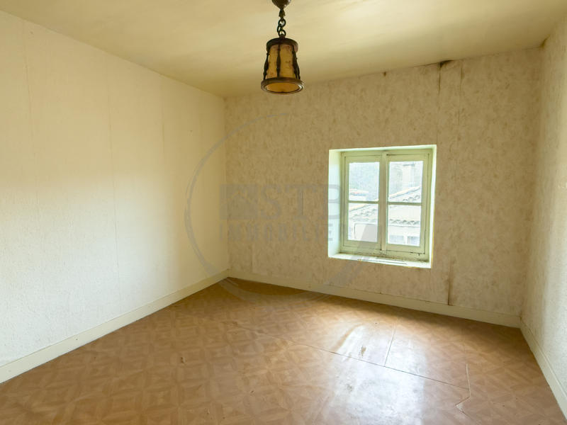 Maison de village - 142 m² - 8 pièces