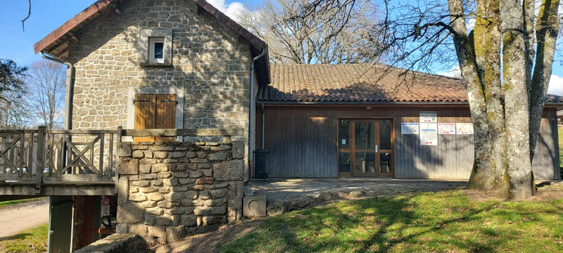 Propriété - 530 m² - 25 pièces