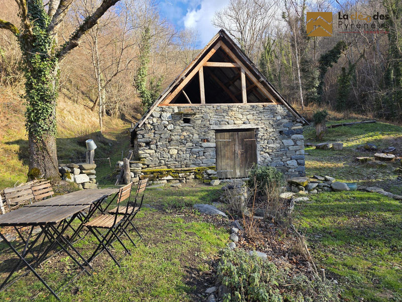 Maison ancienne - 80 m² - 1 pièce