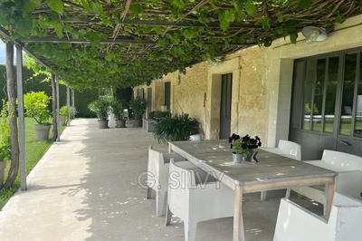 Mas - 260 m² - 10 pièces