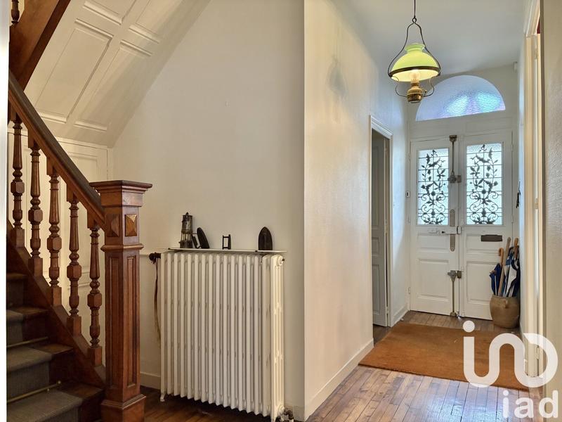 Maison - 177 m² - 9 pièces