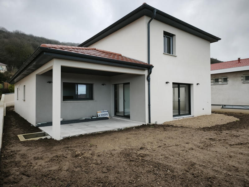 Maison - 124 m² - 6 pièces