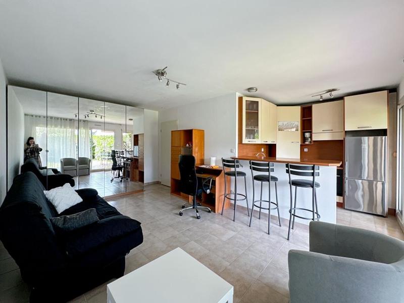 Studio - 30 m² - 1 pièce