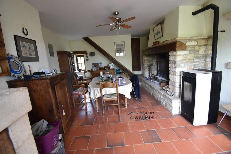 Maison en pierre - 89 m² - 4 pièces