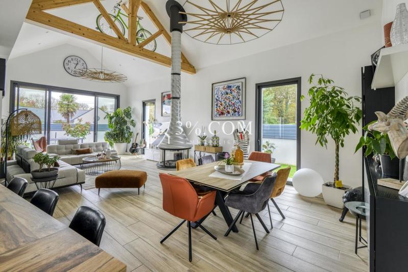 Maison - 184 m² - 6 pièces