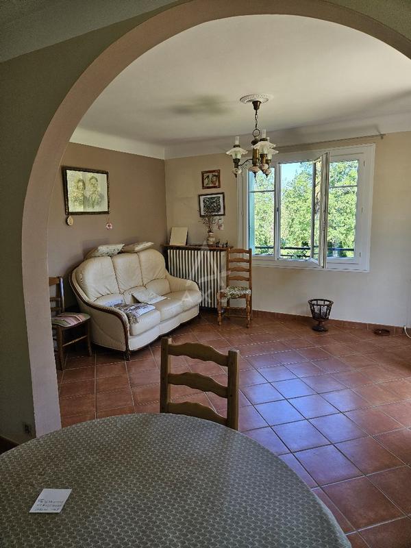 Maison contemporaine - 134 m² - 7 pièces