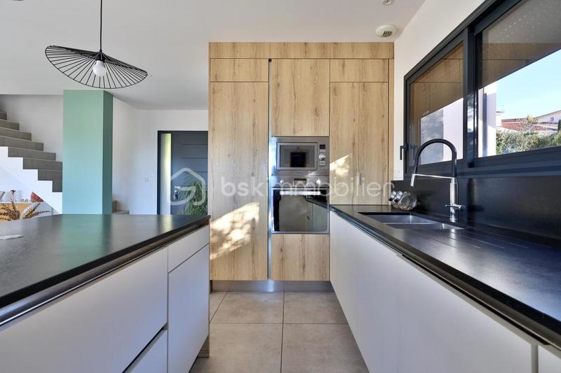 Villa - 147 m² - 6 pièces