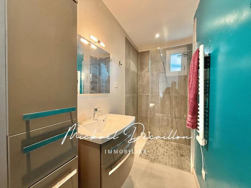 Pavillon - 101 m² - 4 pièces