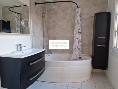 Appartement - 80 m² - 3 pièces