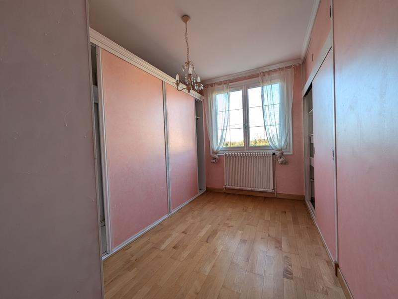 Maison - 180 m² - 6 pièces