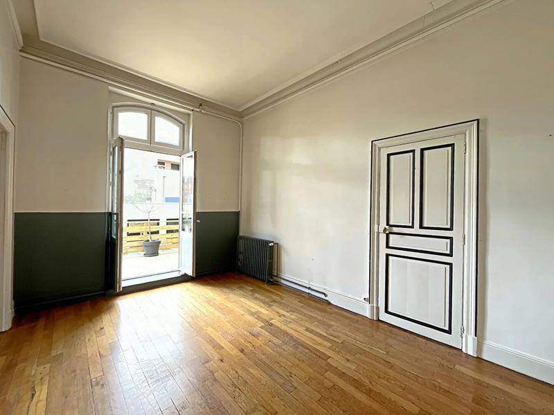 Appartement - 98 m² - 4 pièces