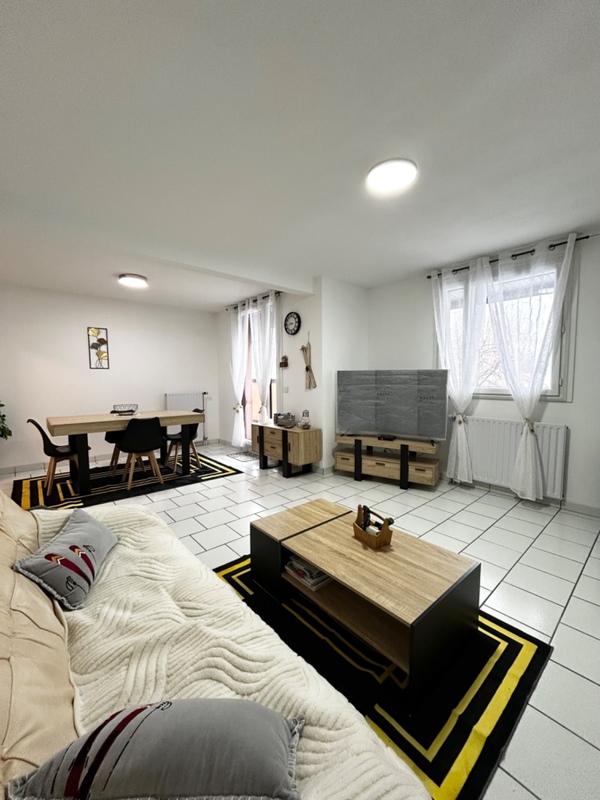 Appartement - 83 m² - 4 pièces