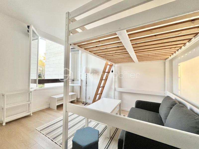 Studio - 15 m² - 1 pièce