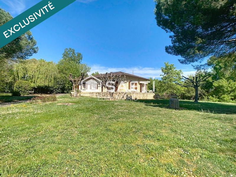 Maison - 195 m² - 6 pièces