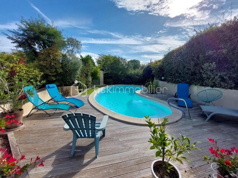 Maison d'architecte - 223 m² - 7 pièces