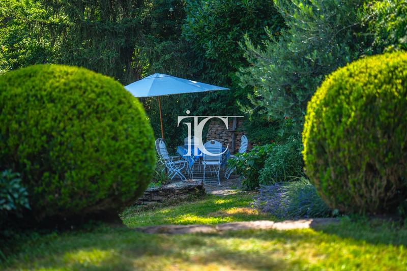 Maison - 167 m² - 6 pièces