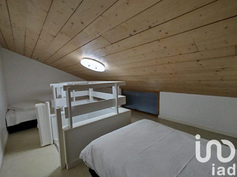 Maison - 225 m² - 8 pièces