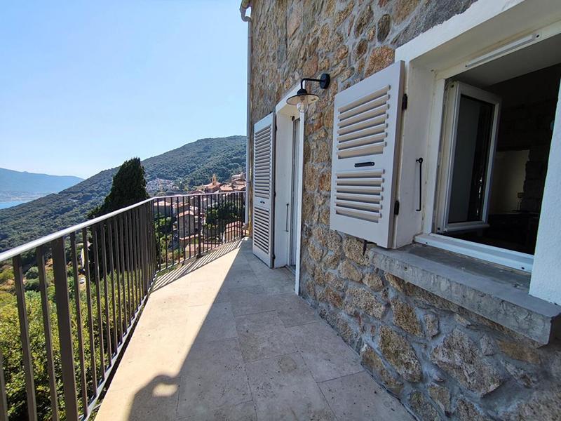 Maison - 68 m² - 3 pièces