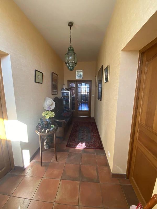 Viager - Maison - 232 m² - 7 pièces