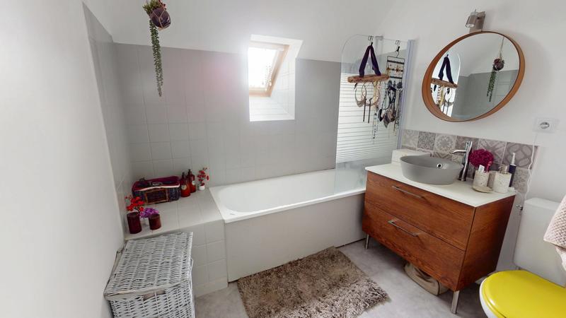 Duplex - 76 m² - 4 pièces