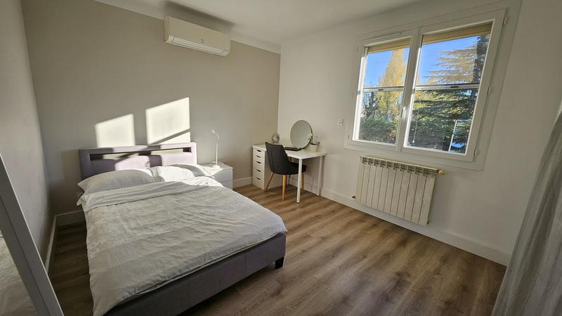 Maison - 181 m² - 11 pièces