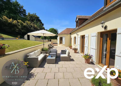 Maison - 180 m² - 6 pièces