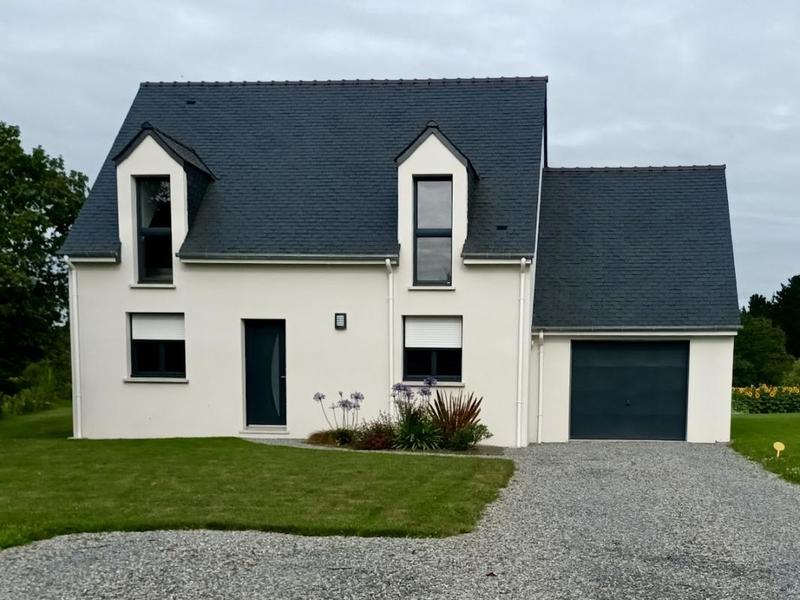 Maison - 101 m² - 6 pièces