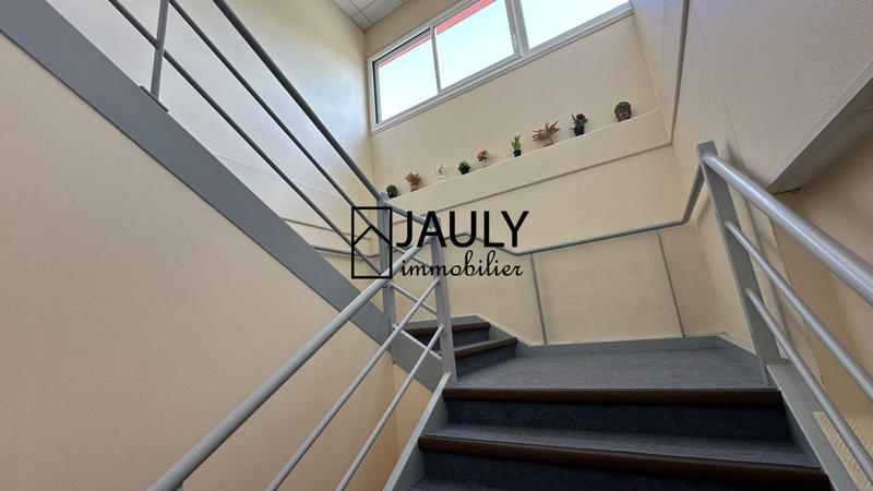 Bureau - 29 m² - 1 pièce