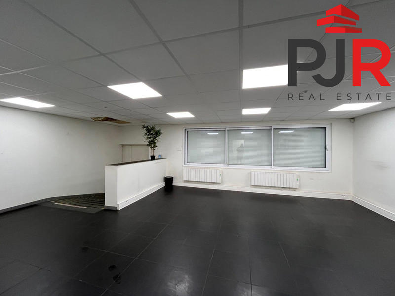 Local d'activités - 4 000 m²